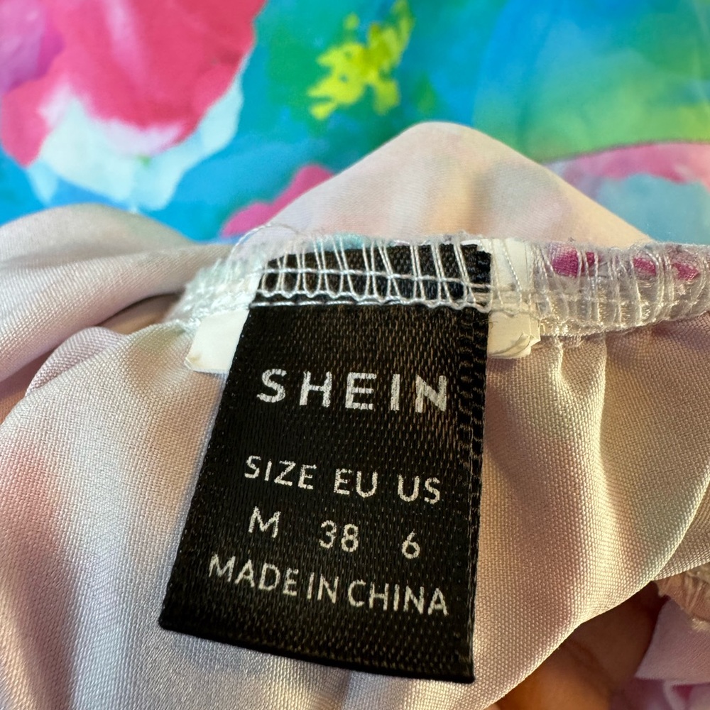 SHEIN Blue and Pink Dress Coverup Vibrant Design/SizeM/It was used only 1 time - Picture 2 of 4